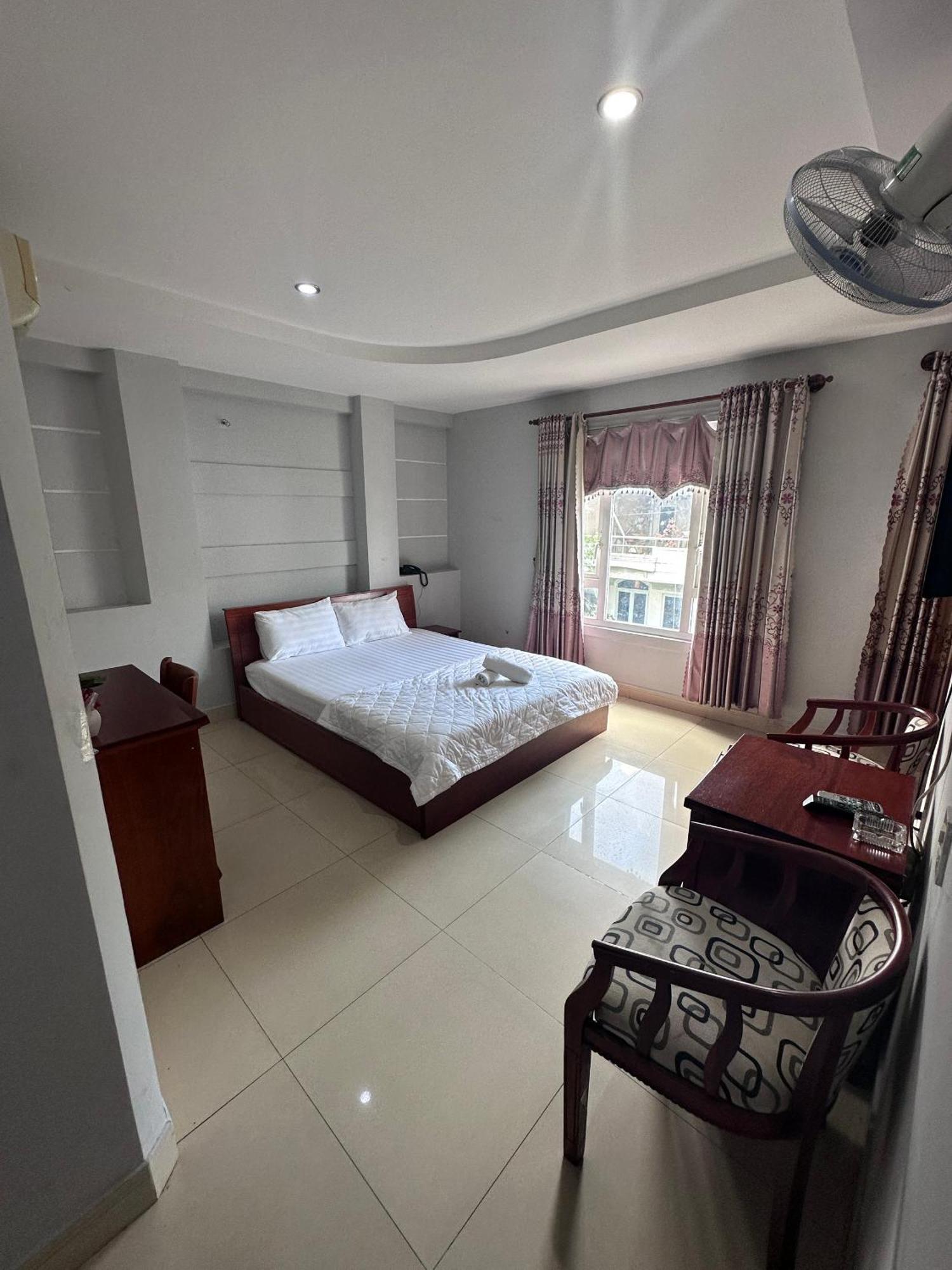 Khach San Sammi Hotel Ho Si Minh-város Kültér fotó